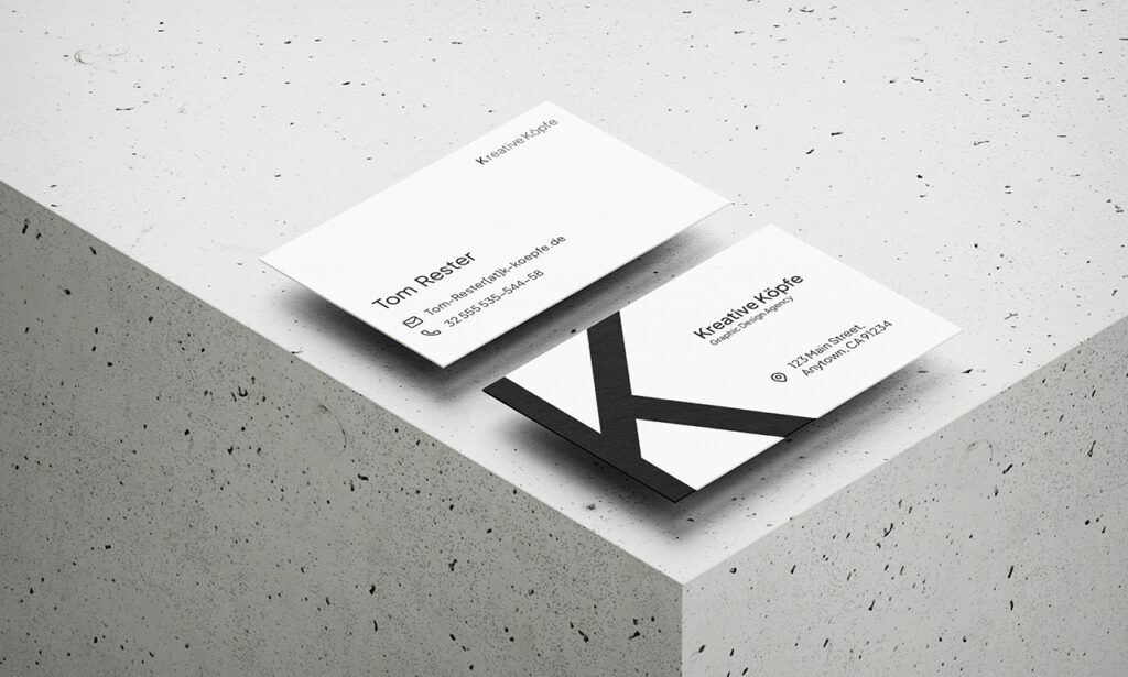 Schwarz weise Visitenkarte für Grafik design Büro. Mit großem Buchstaben.